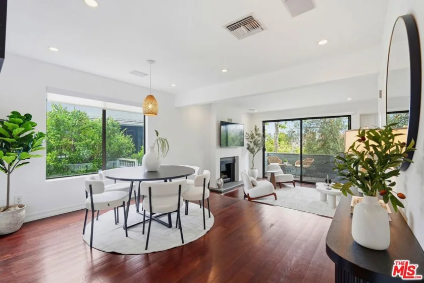 1613 Manning Avenue #1 photo 1