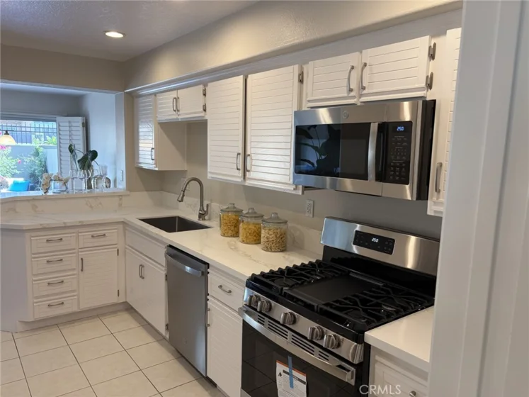 8012 E E Snowberry photo 6
