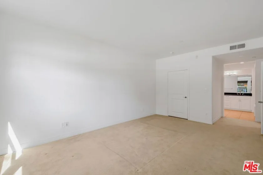 7100 Playa Vista Drive #123 photo 25