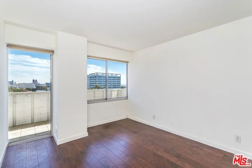 7135 Hollywood Boulevard #606 photo 16