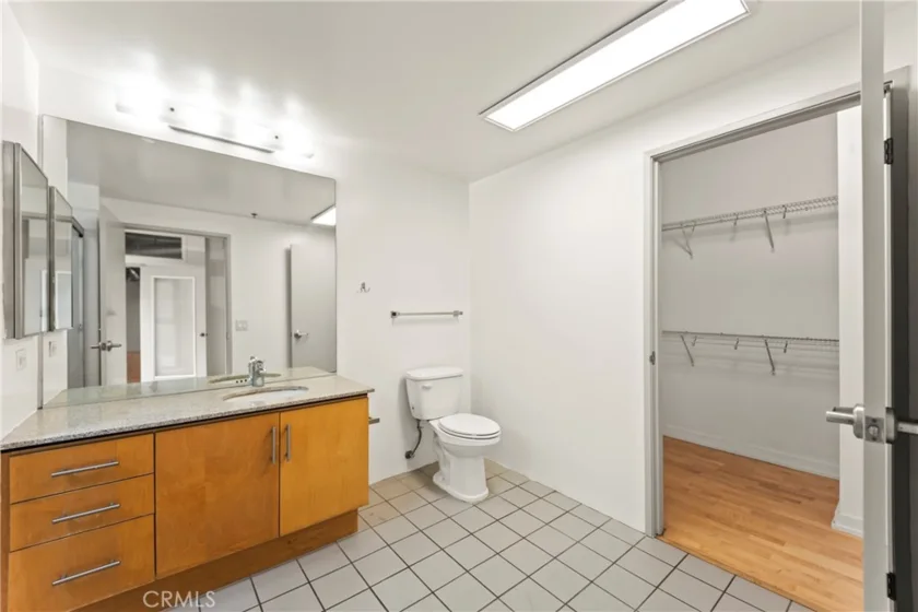 1100 S Grand #A503 photo 29