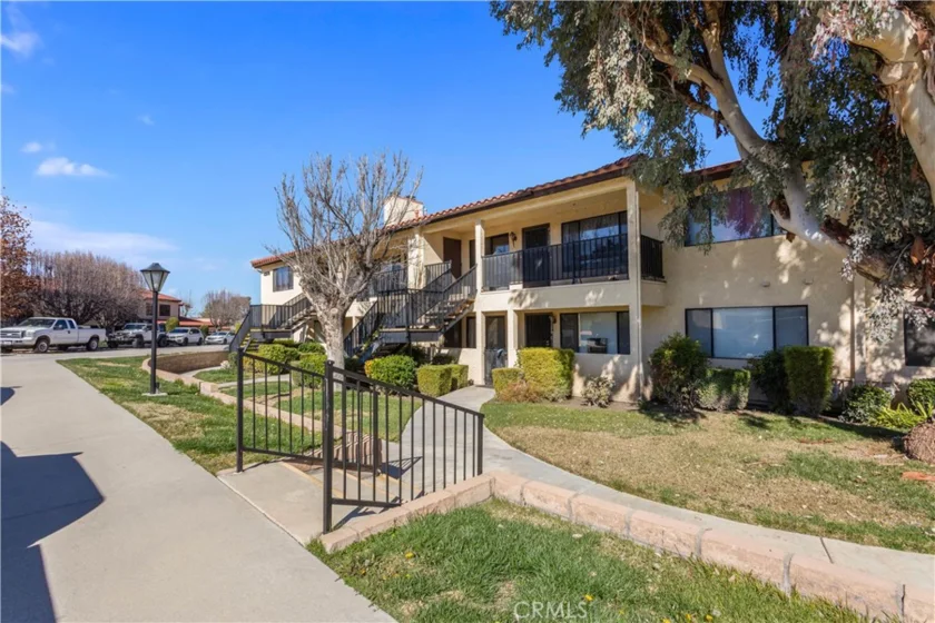 43170 Wall Street #L photo 1