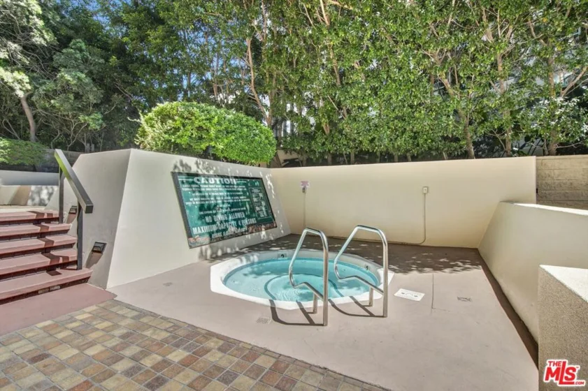 10790 Wilshire Boulevard #404 photo 31