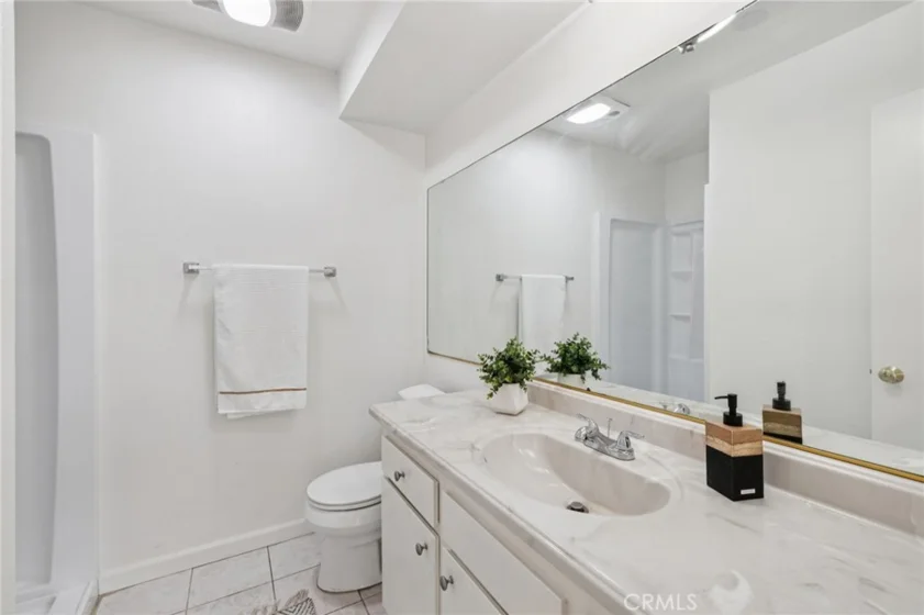 125 S Sierra Madre #215 photo 22