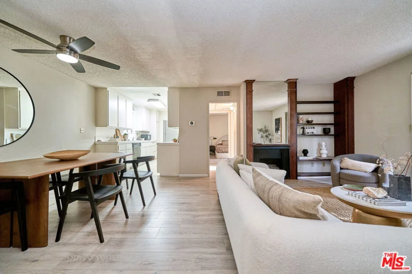 5437 Corteen Place #212 photo 34
