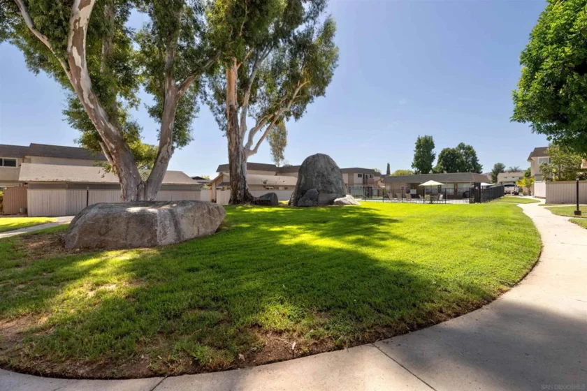 10331 Santana Ranch Drive photo 31