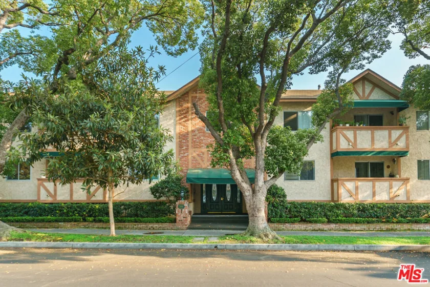 12030 Rochester Avenue #210 photo 1