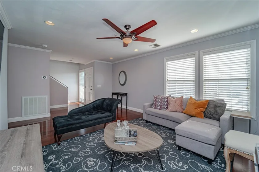 5423 Camp Street photo 1