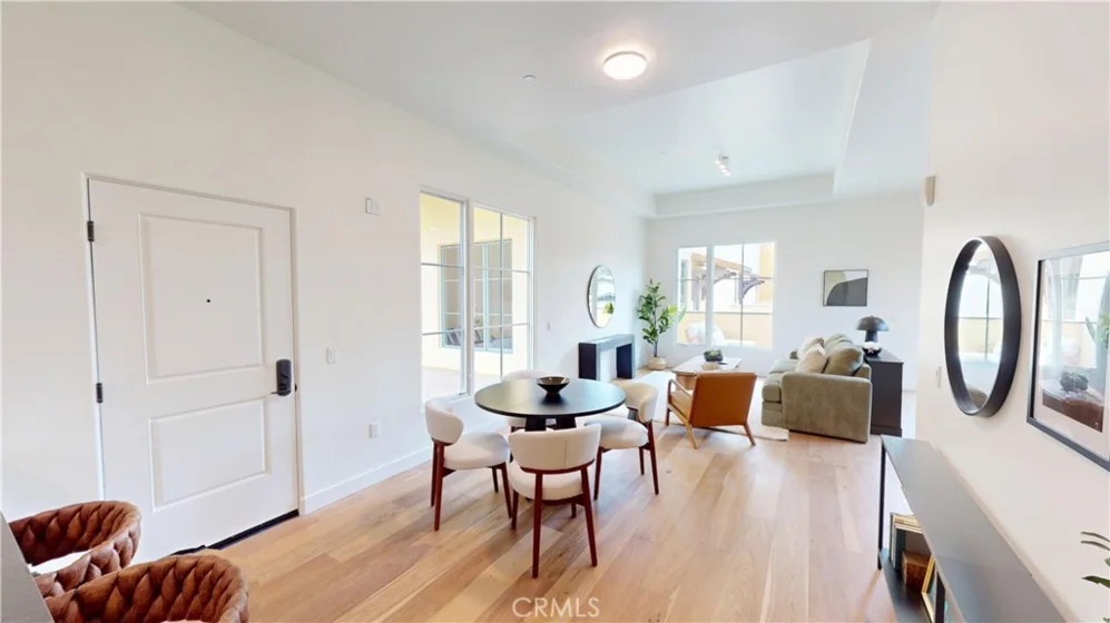 1878 E Walnut Street #203 photo 17