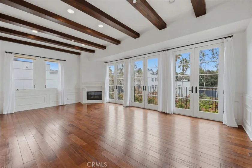 558 Hillgreen photo 15