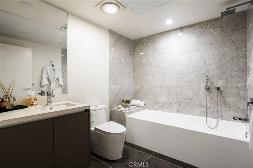 380 Cordova Street #402 photo 14
