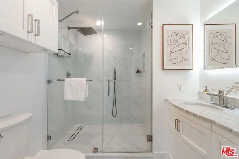 1155 N La Cienega #1205 photo 20