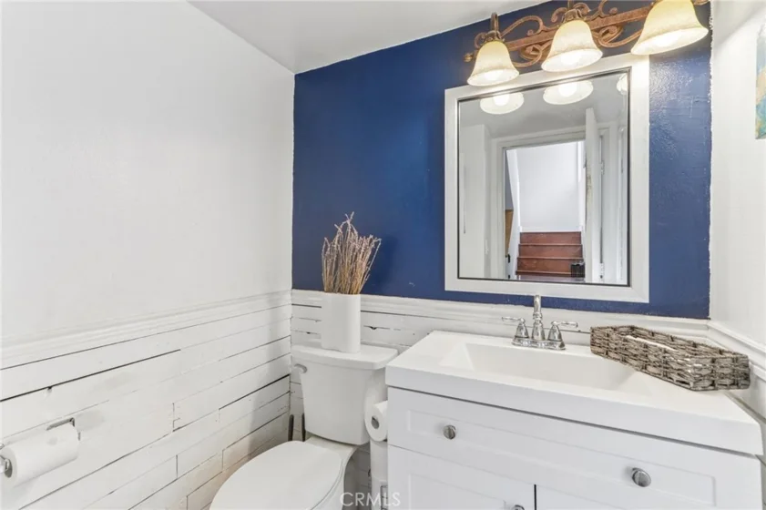 14201 Foothill Boulevard #17 photo 25