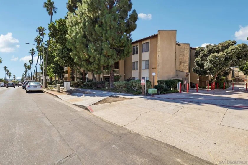 4600 Lamont Street #204 photo 40