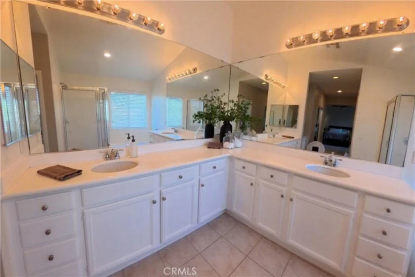 37936 Sawleaf Place photo 15