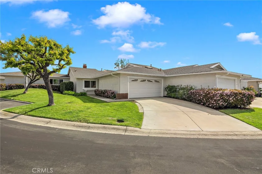 3326 Paseo Halcon photo 1