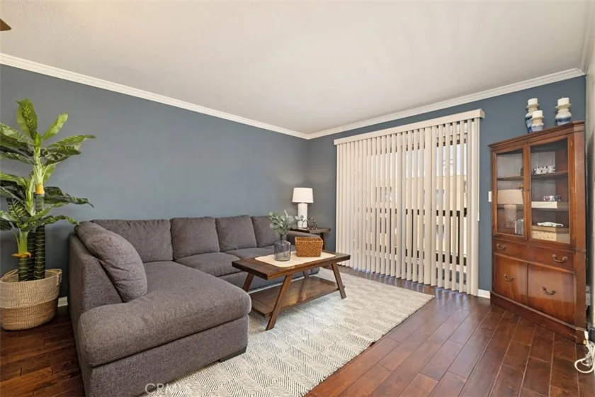 1467 Obispo Avenue #7 photo 1