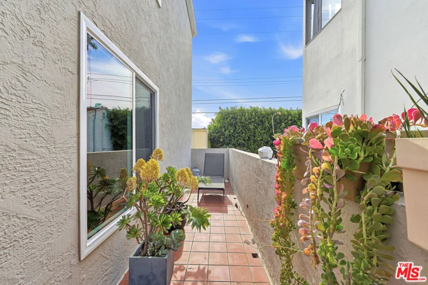 1020 19th Street #6 photo 20