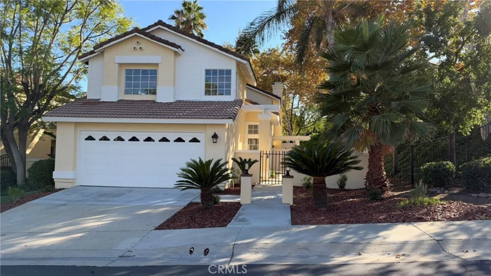 2060 Cedar Glen photo 1