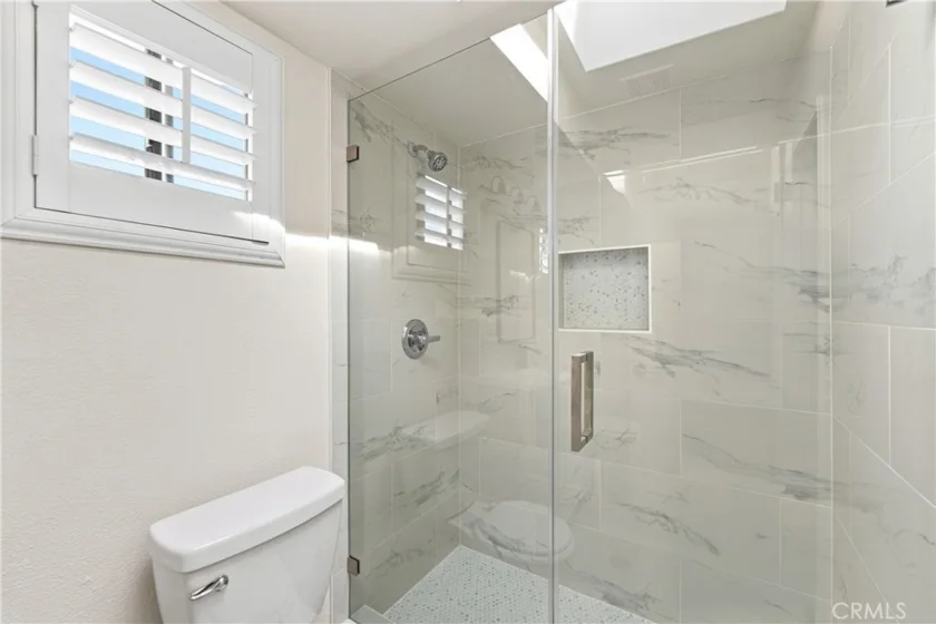 12700 Josephine photo 22