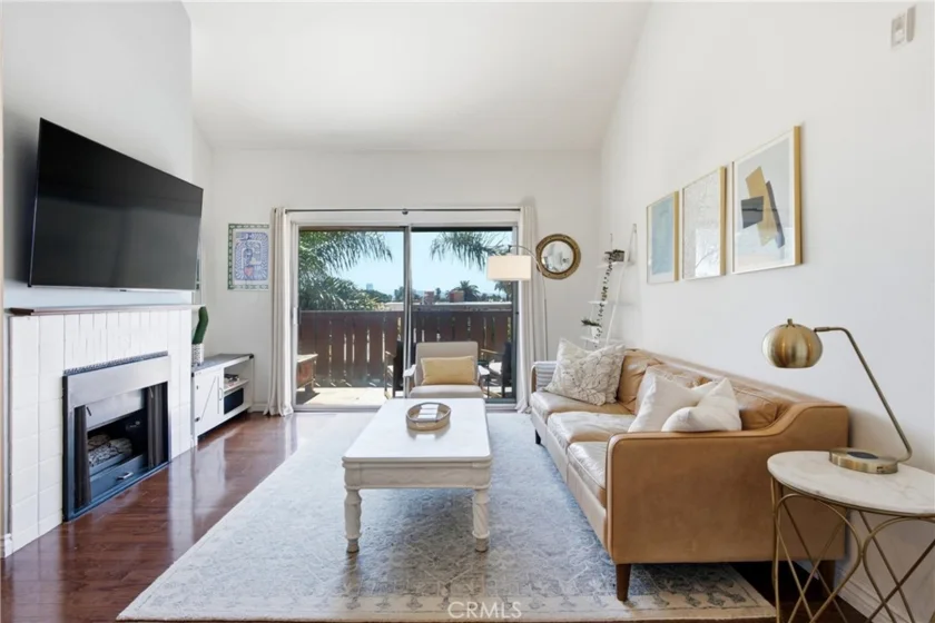384 Redondo #401 photo 24