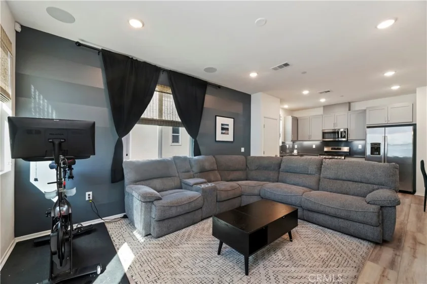 5494 Seacliff Place #55 photo 4