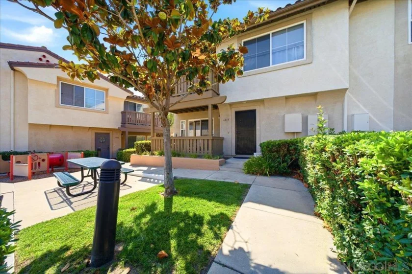 6015 Paseo Salinero photo 1