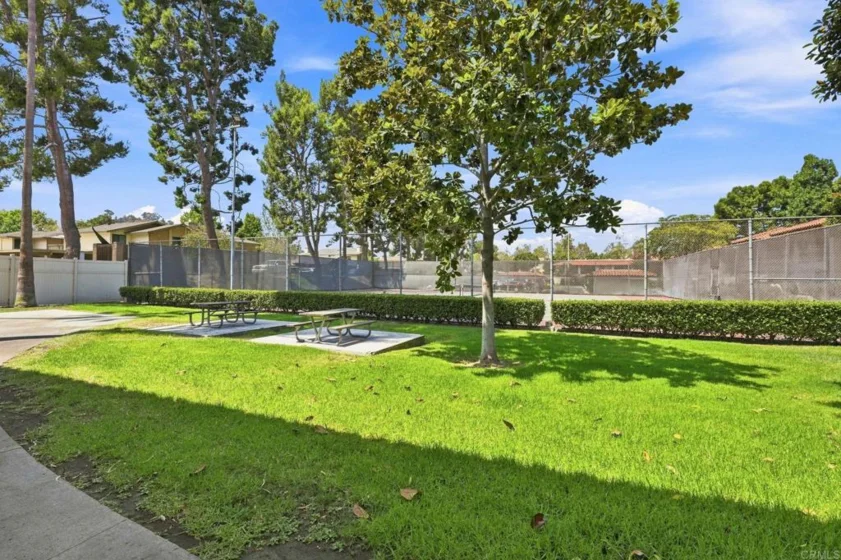 6009 Rancho Mission Road #116 photo 29
