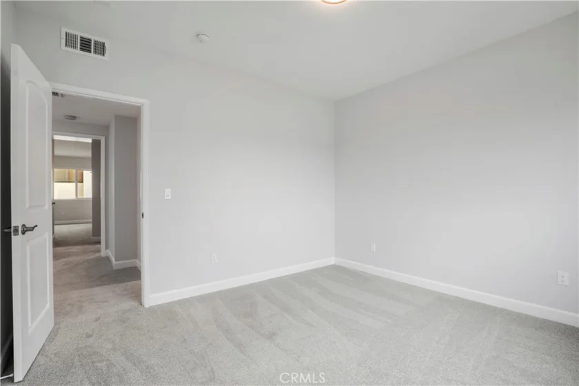 227 E Burbank #C photo 28