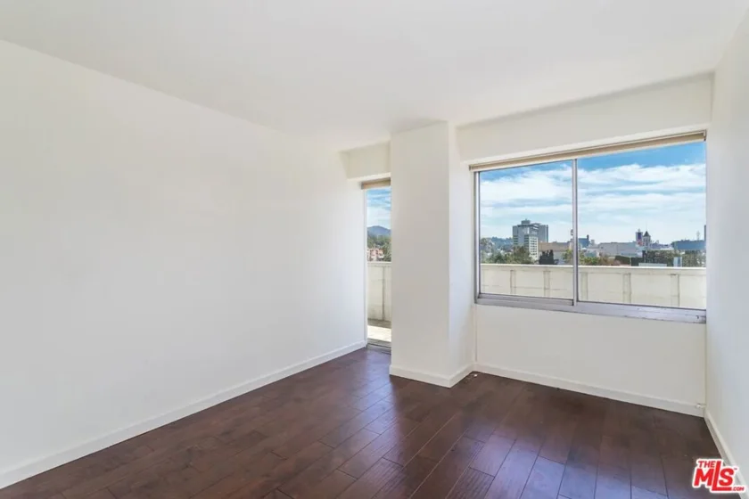 7135 Hollywood Boulevard #606 photo 15
