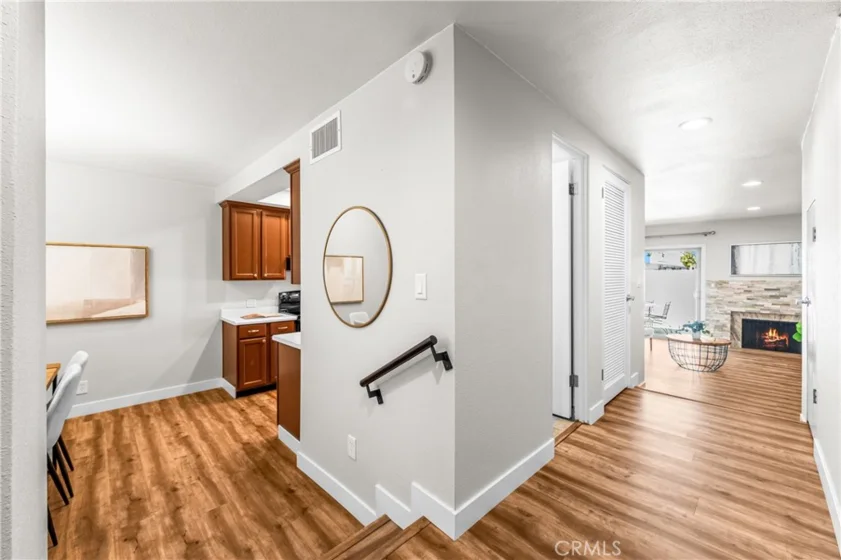 6800 Lampson photo 5