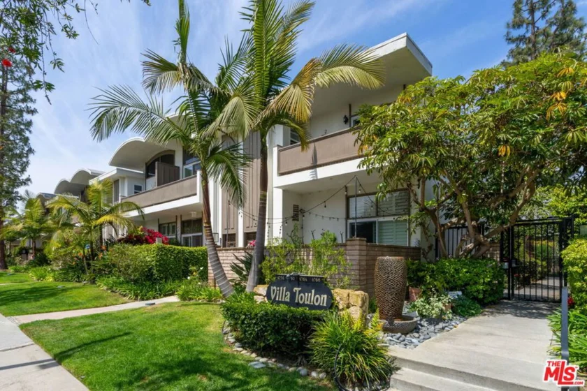 4764 La Villa Marina #A photo 1