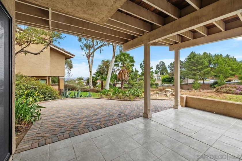 2509 Caminito Muirfield photo 21