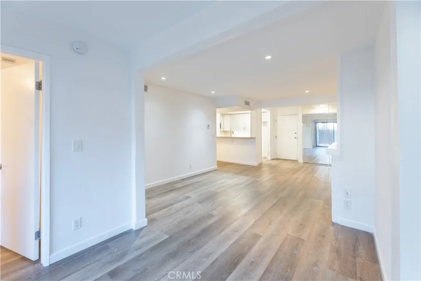 6275 Canoga #61 photo 9