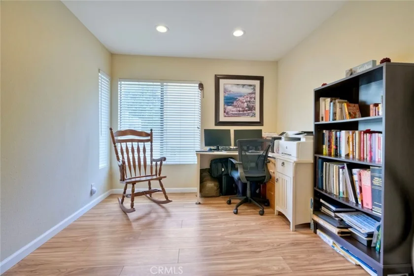 3304 Caminito Eastbluff #143 photo 18