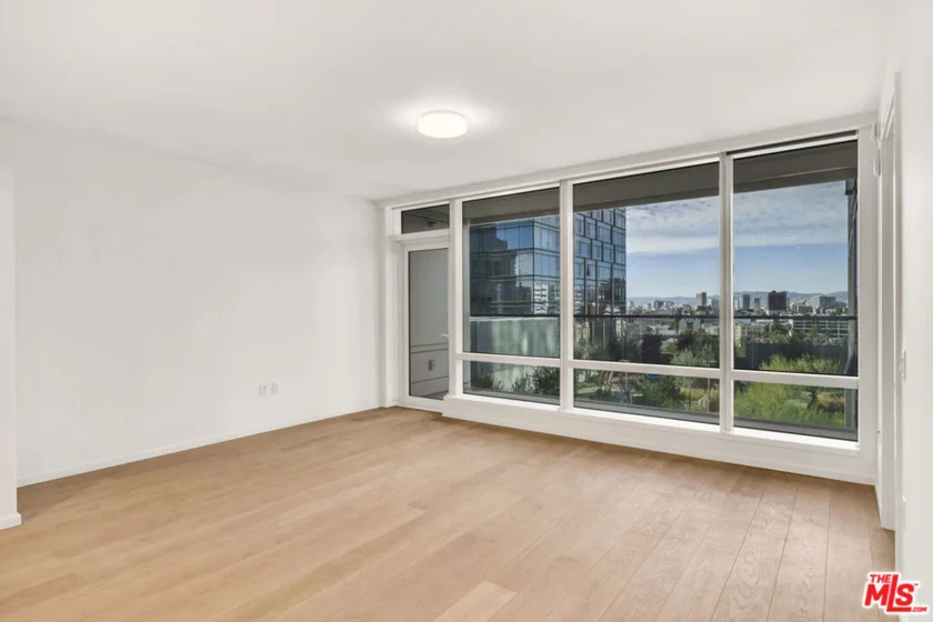 877 Francisco Street #1616 photo 6