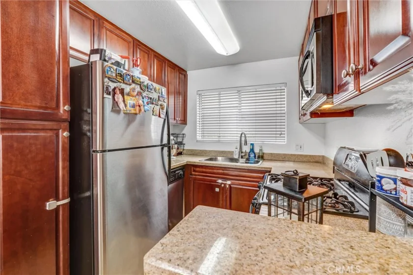 5500 Owensmouth Avenue #122 photo 16