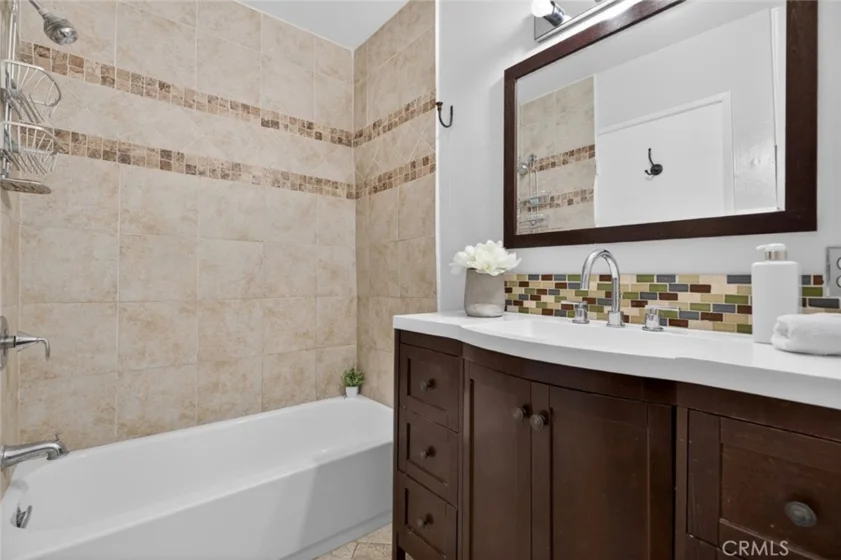 5412 Lindley Avenue #322 photo 18