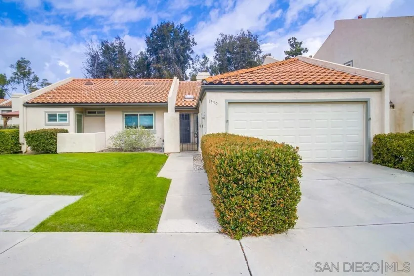 1530 Shadow Vista Way photo 1