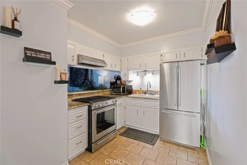 15344 Weddington photo 7
