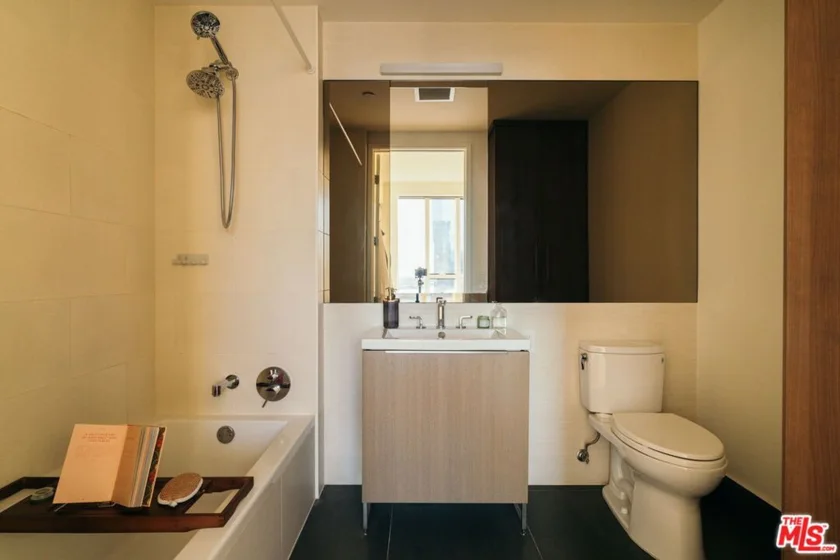 889 Francisco Street #1801 photo 10