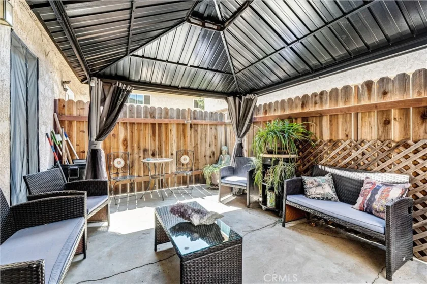 17061 Roscoe Boulevard #2 photo 19
