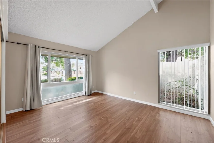 29266 Via Frontera Road photo 5