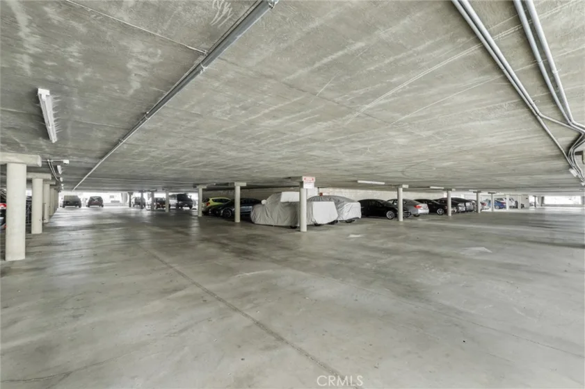 17200 Newhope Street #334 photo 32