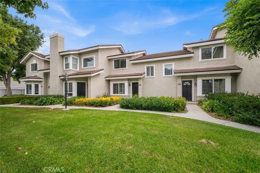 152 Greenmoor #64 photo 29