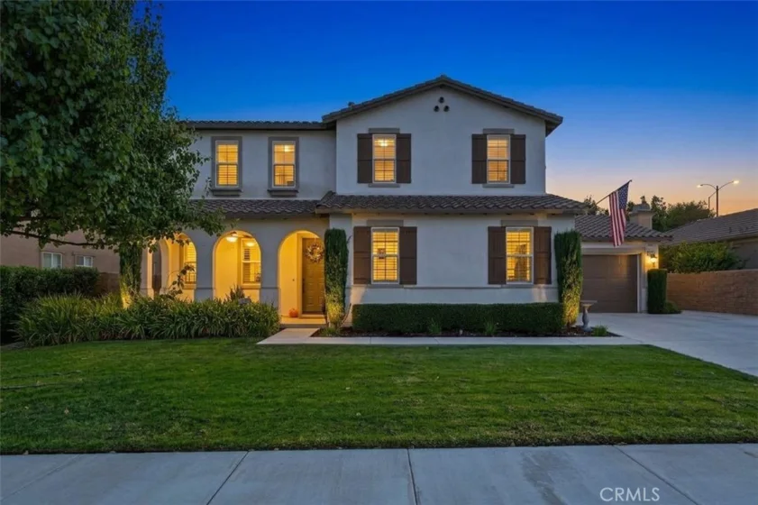 29009 Golden Lake photo 1