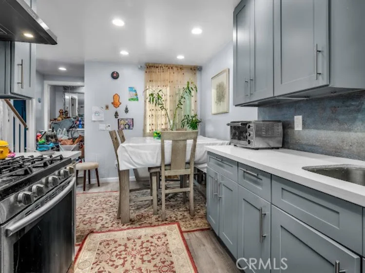 18411 Hatteras #114 photo 5