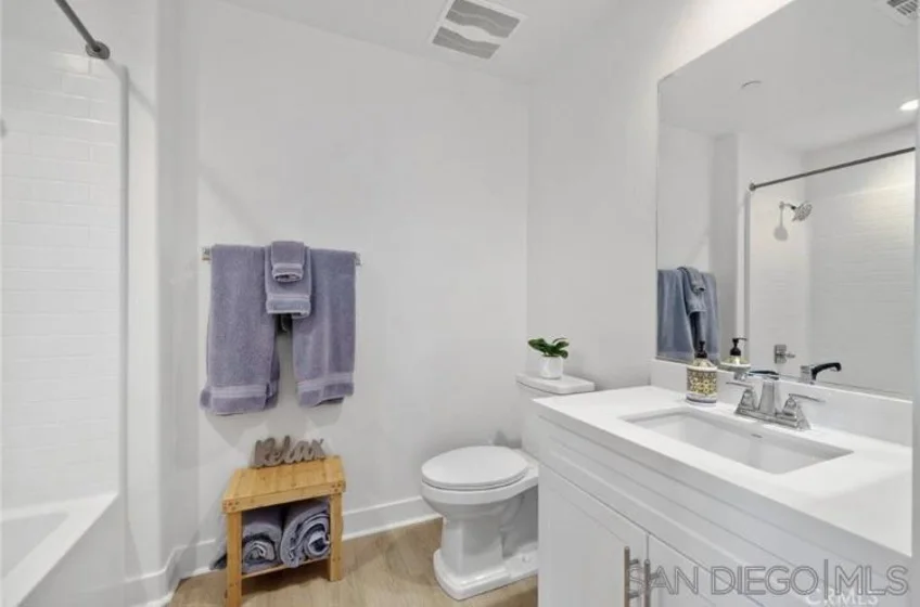 4382 Pacifica Way #1 photo 10