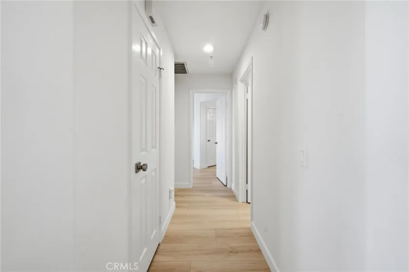 157 California Court photo 20