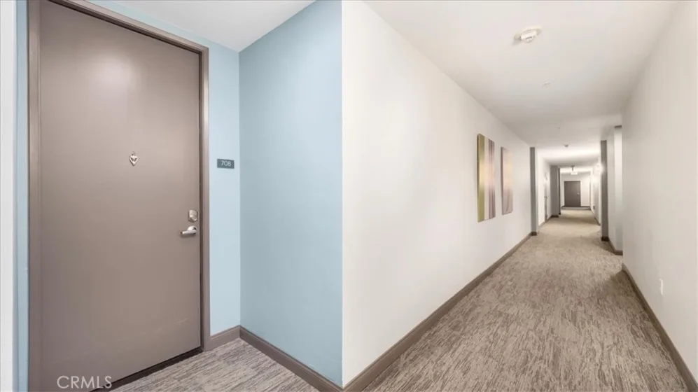 488 E Ocean #708 photo 3